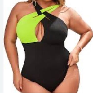 NWT Shein Neon Green and Black One Piece Swimsuit Size Medium